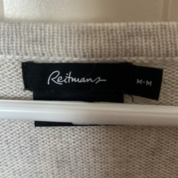 Reitmans light weight cashmere blend V-neck sweater - Picture 2 of 2